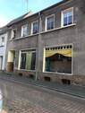 Außenansicht - Stadthaus mit großem Nebengelass, 3 kleine, hübsche Whgén, eine ist vermietet, schöne Gewerberäume unvermietet, lohnende Investition!