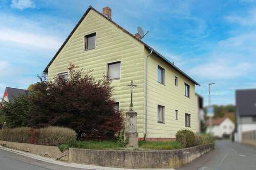 Titelbild - Sanierungsbedürftiges Zweifamilienhaus mit Ausbaupotenzial in ruhiger Lage von Wimmelbach