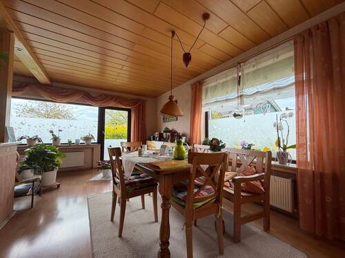 Teilansicht vom Wohn - und Esszimmer - 