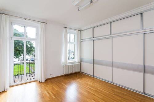 Zimmer mit Balkon - 