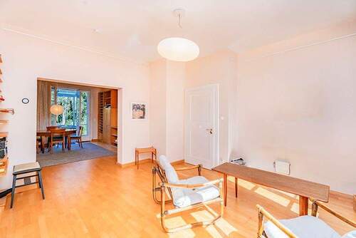 Esszimmer mit Durchgang zum Wohnzimmer - Reihenendhaus mit 148,70 m² in Berlin-Lankwitz zum Kaufen