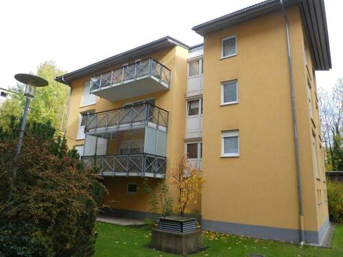 Außen - 2 Zimmer Etagenwohnung zum Kaufen in Chemnitz