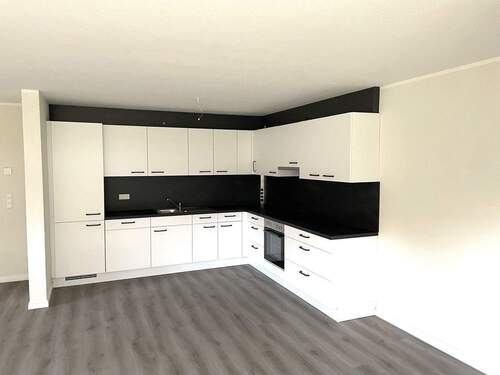 Große Wohnküche - 3 Zimmer Terrassenwohnung zum Kaufen in Steinbergkirche