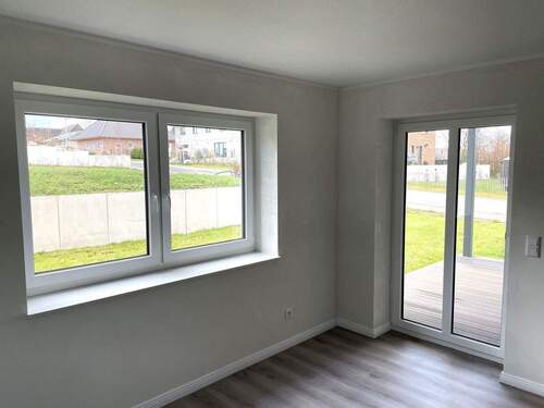 Wohn-Essbereich mit Terrassenzugang - 