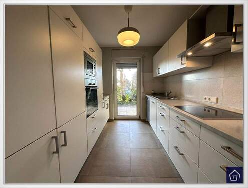 Küche - Etagenwohnung mit 108,00 m&sup2; in Bad Soden am Taunus zur Miete