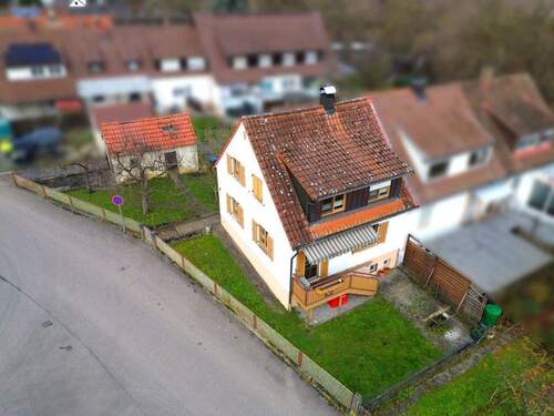 Ansicht - Charmantes Reiheneckhaus in bester Lage am 'Alten Roten Berg' in UlmSöflingen