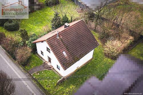 Luftbild - 4 Zimmer Einfamilienhaus in Neustadt /Rahms