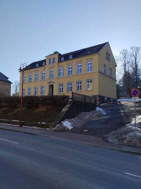 Ansicht - Alte Schule Auerbach - Geschichtsträchtige Charakterimmobilie mit Entwicklungspotential