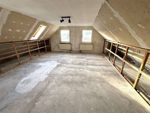 großes Zimmer im DG - 