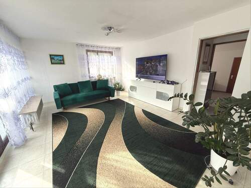 Wohnzimmer - Etagenwohnung mit 60,00 m&sup2; in Lenningen zum Kaufen