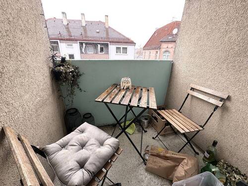 Loggia - Etagenwohnung mit 61,00 m&sup2; in Nürnberg zum Kaufen