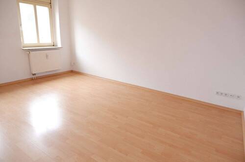 Wohnzimmer - 2 Zimmer Etagenwohnung in Chemnitz