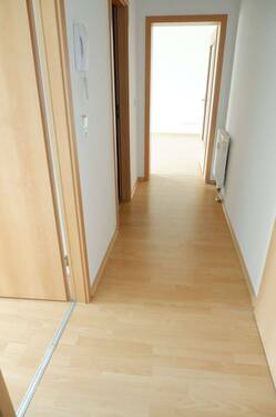 Flur - Etagenwohnung mit 40,00 m² in Chemnitz zur Miete