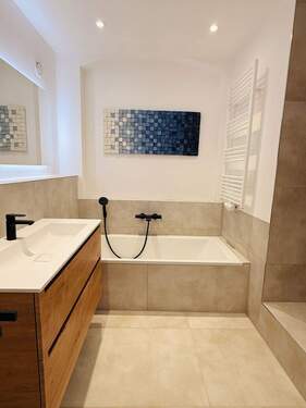 WOHNEN - 4 Zimmer Etagenwohnung zum Kaufen in Nürnberg