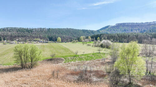 Blick auf das Feld und Umgebung - 