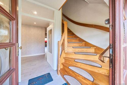 Blick von der Haustür in die Diele - 