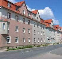 3-Raum-Wohnung mit Balkon - 425,00 EUR Kaltmiete, ca.  70,80 m² Wohnfläche in Zeulenroda-Triebes (PLZ: 07937)