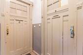 Wohnungstüren - Mehrfamilienhaus, Wohnhaus in Berlin-Wedding zum Kaufen