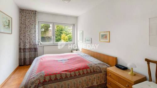 EG Schlafzimmer 1 - 