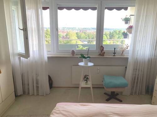Schlafzimmer.jpg - Etagenwohnung mit 63,40 m² in Ansbach zum Kaufen
