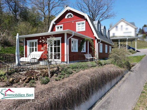 Straßenansicht - 5 Zimmer Einfamilienhaus in Saarburg