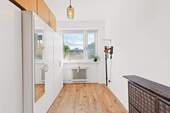 Zimmer 1 - 