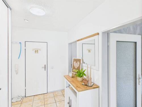 Flur - Etagenwohnung mit 63,00 m&sup2; in Iserlohn zum Kaufen