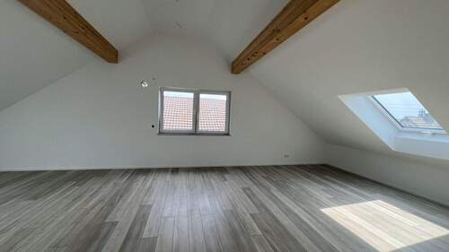 Hobbyraum-Muster - 5 Zimmer Doppelhaushälfte zur Miete in Heilbronn / Kirchhausen