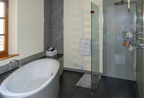 Wohlfühlbad mit Tageslicht - 