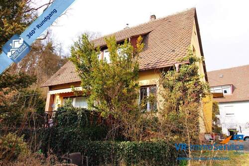 Bild 1 - Familien aufgepasst - Einfamilienhaus mit großem Grundstück in ruhiger Wohnlage von Nürnberg-Lohhof!