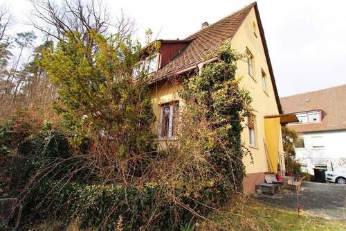Bild 2 - 4 Zimmer Einfamilienhaus zum Kaufen in Nürnberg