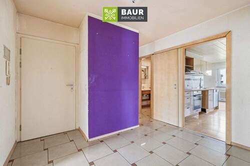 Flur - Etagenwohnung mit 80,00 m&sup2; in Ulm / Wiblingen zum Kaufen