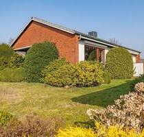 Bungalow mit Auffrischungsbedarf in ruhiger Lage - Büdelsdorf
