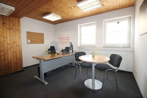 Büro / Kinder / Schlafen - Etagenwohnung mit 152,50 m² in Villingen-Schwenningen zur Miete