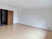 Wohnzimmer - 3 Zimmer Etagenwohnung in Gaildorf