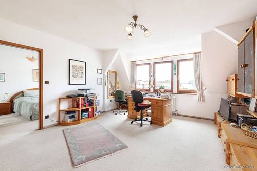 Durchgangszimmer und Schlafzimmer - 