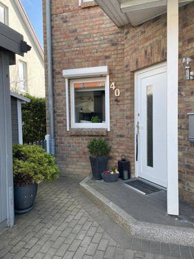 Bild 2 - 5 Zimmer Reihenendhaus zum Kaufen in Kiel