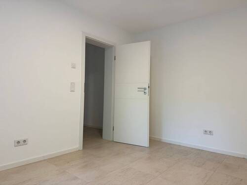 Schlafzimmer - 2 Zimmer Etagenwohnung zur Miete in Sinzing