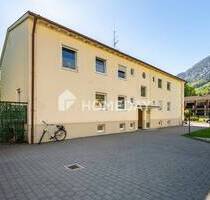 Gepflegtes MFH mit großem Grundstück, Entwicklungspotenzial und attraktiven Nutzungsmöglichkeiten - Bad Reichenhall