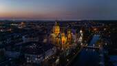 Entlang der Isar bei Nacht. - 