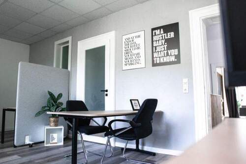 Eigener Schreibtischplatz 24/7 - Eigener 247-Schreibtischplatz in hochwertigem Coworking-Space in St. Wendel