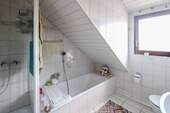 Tageslichtbadezimmer 1.OG - 