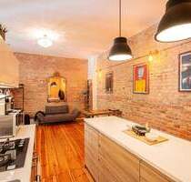 ***Altbauwohnung + Dachrohling - bezugsfrei, möbliert, ruhig*** - Berlin Friedrichshain