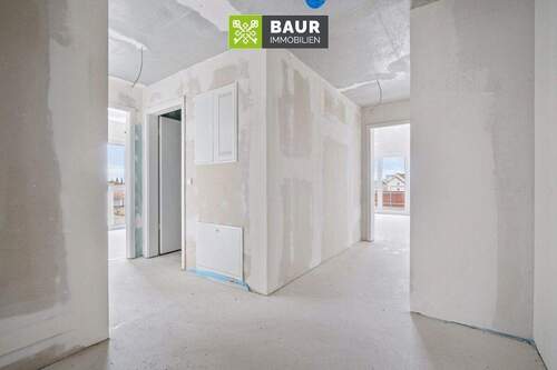 Flur - Etagenwohnung mit 80,00 m&sup2; in Vöhringen zum Kaufen