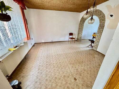 Wohnen (EG) - Einfamilienhaus mit 130,00 m² in Frohburg zum Kaufen