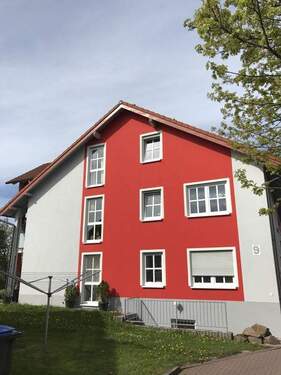 Außenansicht (2) - 3 Zimmer Etagenwohnung zum Kaufen in Erlau