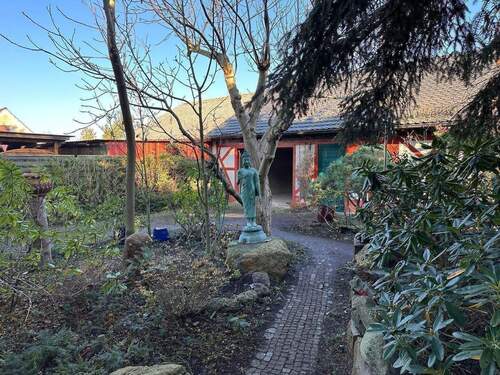 Haus-Grundstück 21.JPG - 