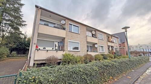 Vorderansicht - Mehrfamilienhaus, Wohnhaus zum Kaufen in Duisburg