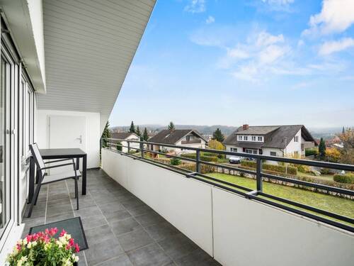 Südbalkon mit Aussicht - 