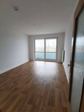 Wohnzimmer - Nachmieter für Familienwohnung gesucht!